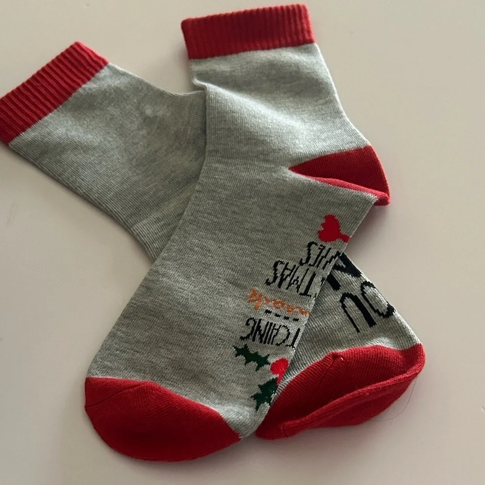 If You Can Read This I'm Watching Hallmark Christmas Movies SOCKS | Brand New
